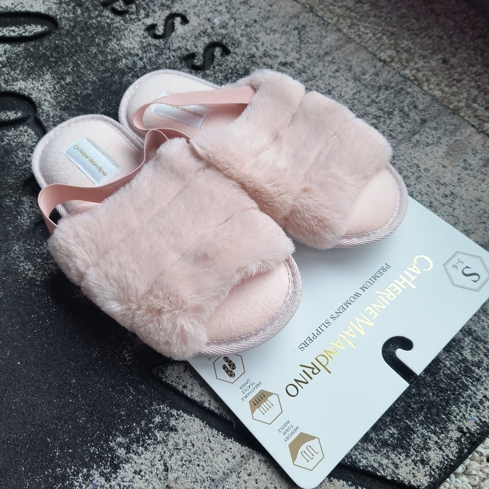 NWT Catherine Malandrino Soft Pink Premium Women's Slippers Size S 5-6 - Picture 2 of 5